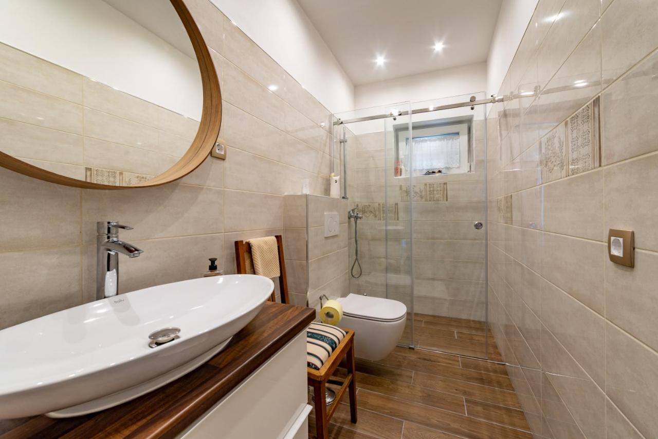Sunny Hill Apartamento Vremski Britof Exterior foto