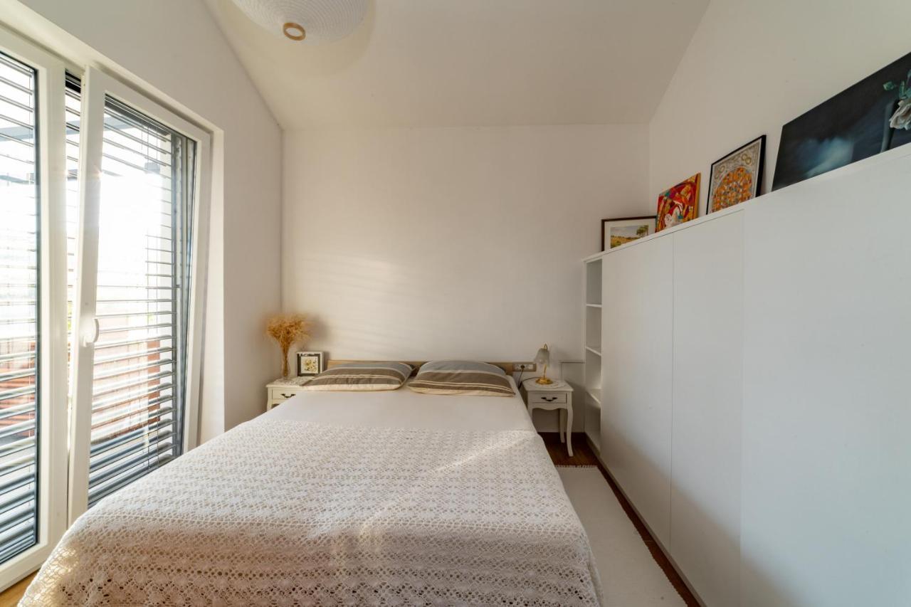 Sunny Hill Apartamento Vremski Britof Exterior foto
